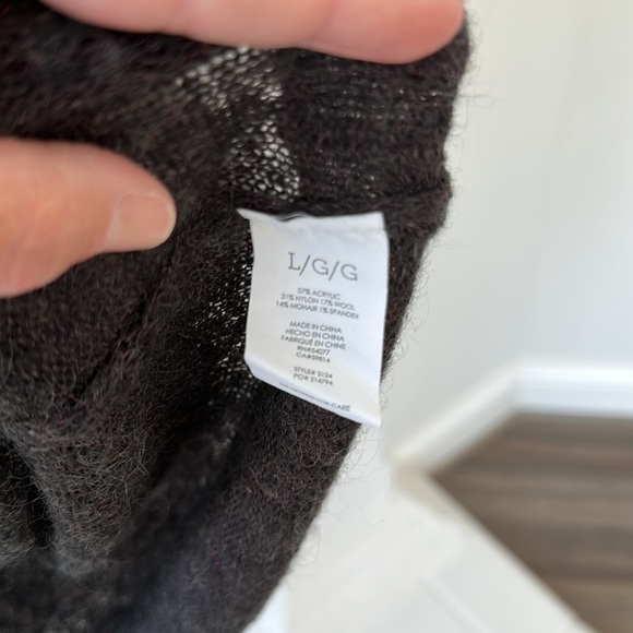 Cabi knit gray poncho - L - EUC - acrylic, wool and mohair blend - Picture 3 of 6